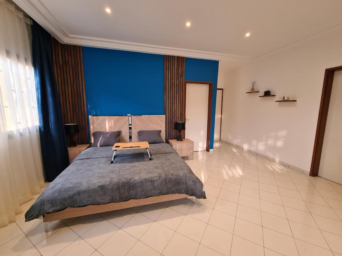 Sompteuse Villa Avec Piscine A 5 Min De La Plage Pointe Noire Bagian luar foto